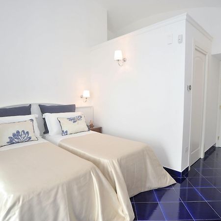 Core Amalfitano City Suites Екстер'єр фото