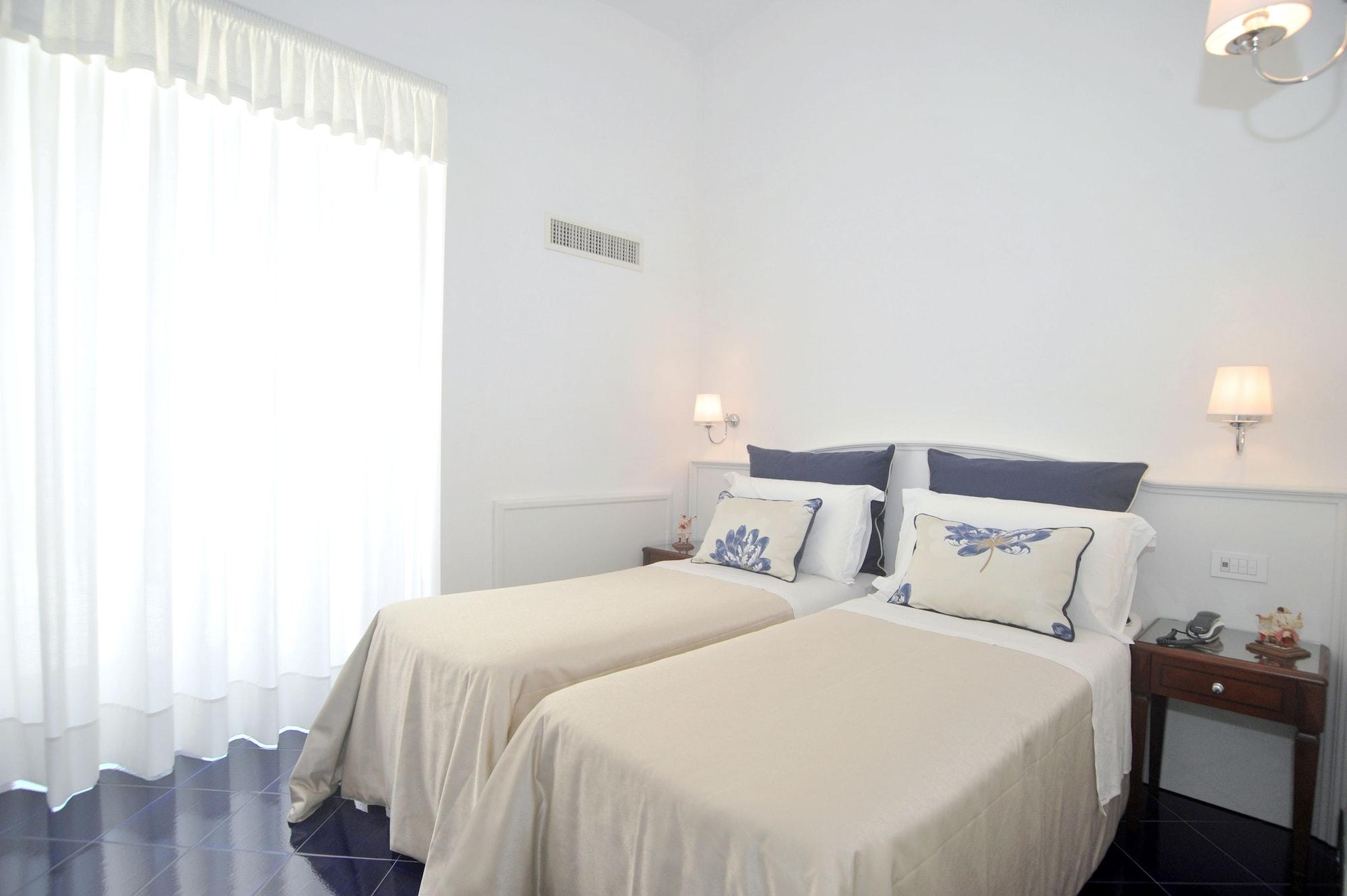 Core Amalfitano City Suites Екстер'єр фото