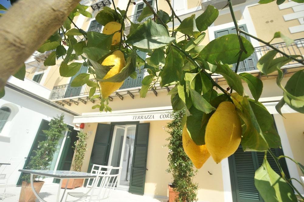 Core Amalfitano City Suites Екстер'єр фото