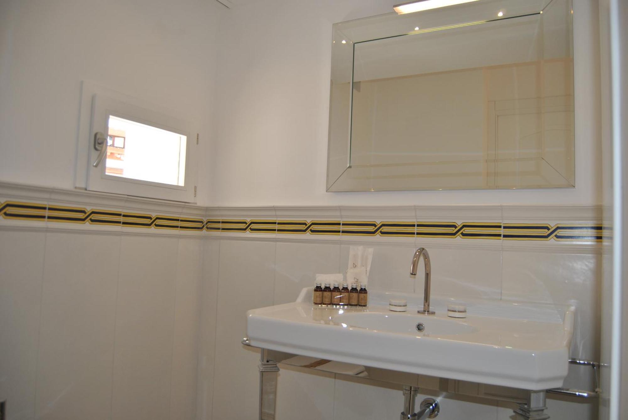Core Amalfitano City Suites Екстер'єр фото